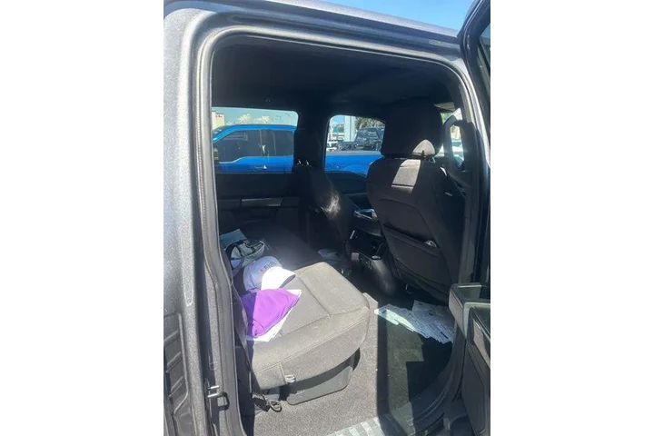 $35990 : Ford F-150 2023 4x2 XLT 4dr image 9