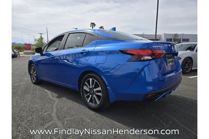 $13984 : Nissan Versa 2021 SV 4dr Sed image 4