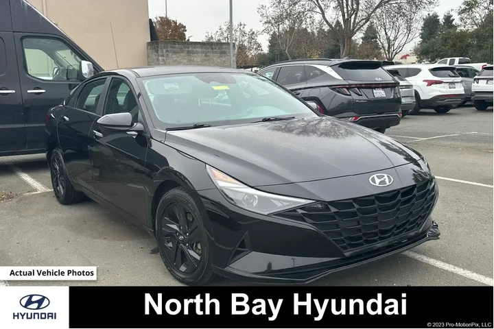 $15990 : Hyundai ELANTRA 2023 SEL 4dr image 1