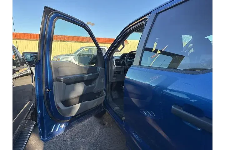 $35027 : Ford F-150 2023 4x4 XLT 4dr image 8