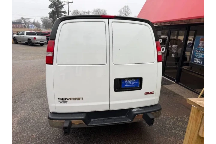 $13999 : 2017 GMC Savana 2500 image 6