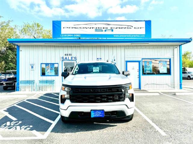 $30990 : 2022 Silverado 1500 Custom image 10