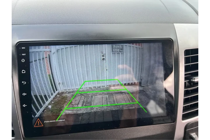 $3900 : Mitsubishi Outlander 2010 image 7