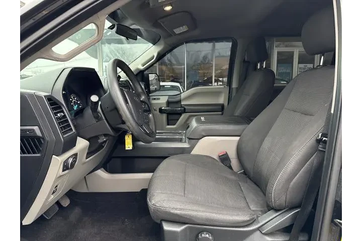 $26500 : Ford F-150 2018 4x4 Lariat 4 image 8