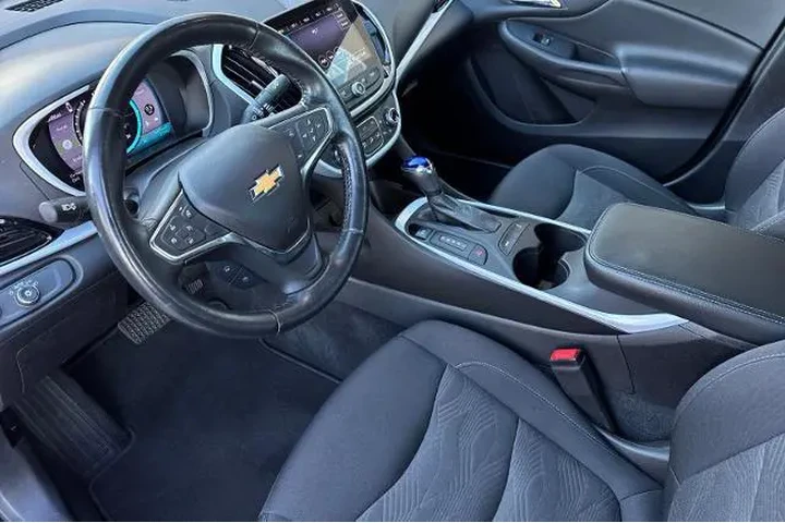 $17991 : Chevrolet Volt 2019 LT 4dr H image 10