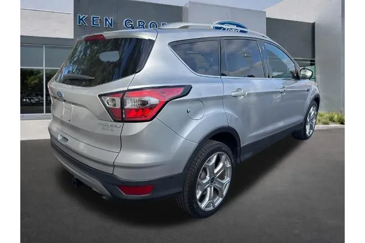 $13509 : Ford Escape 2017 Titanium 4d image 3
