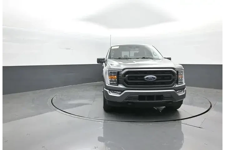 $38793 : Ford F-150 2023 4x4 Lariat 4 image 2