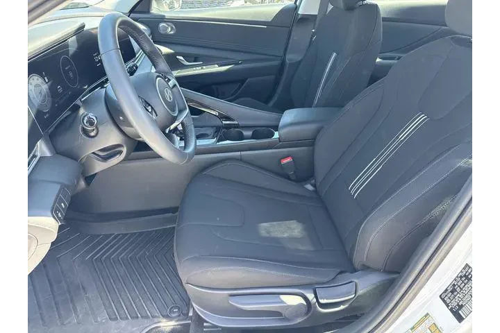 $25216 : Hyundai ELANTRA 2025 SEL Con image 9