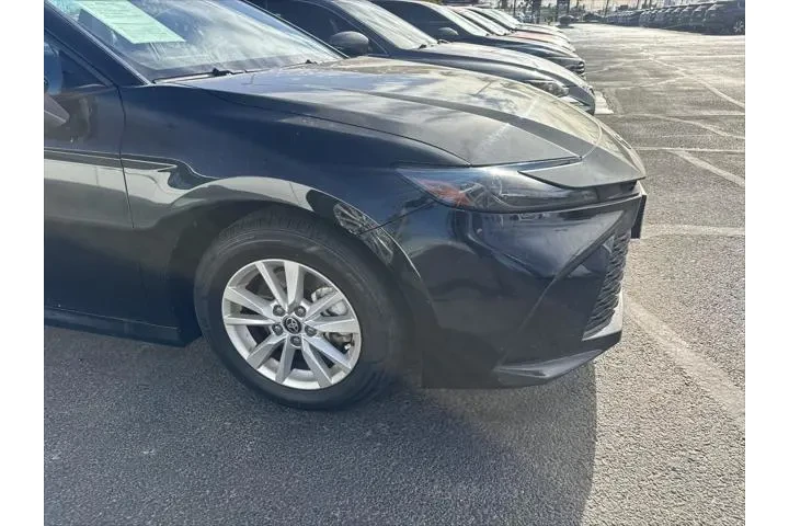 $26999 : Toyota Camry 2025 SE 4dr Sed image 4