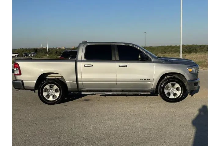 $31995 : Ram 1500 2021 4x4 Big Horn 4 image 8