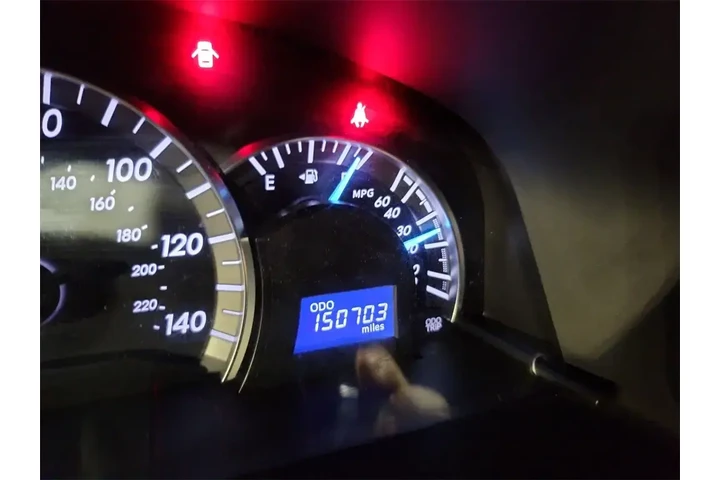 $10500 : Toyota Camry 2012 SE 4dr Sed image 6