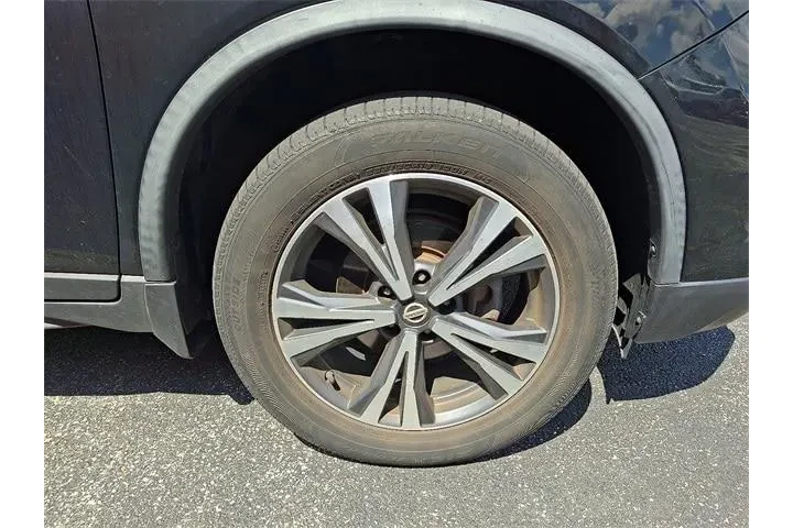 $16927 : Nissan Rogue 2020 AWD S 4dr image 4