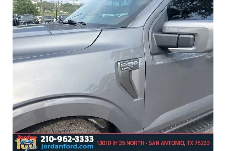 $38985 : Ford F-150 2022 4x4 Limited image 4