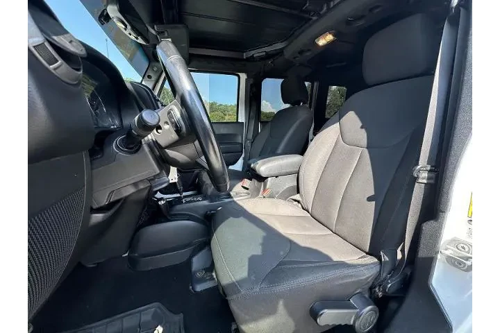 $23339 : Jeep Wrangler JK Unlimited 2 image 9