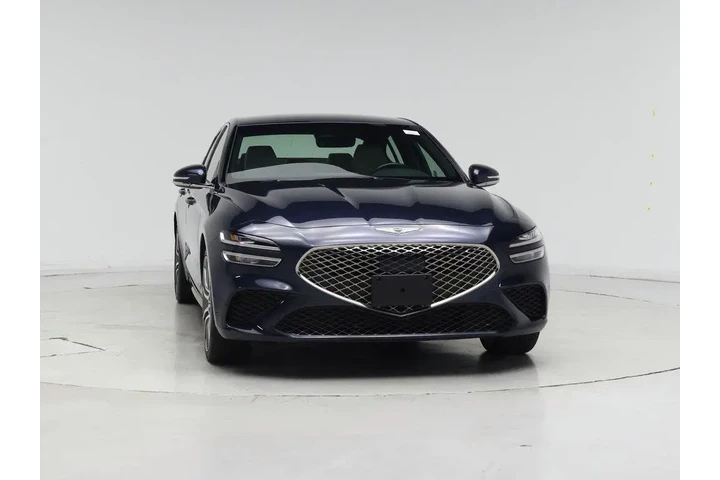 $31998 : Genesis G70 2025 2.5T Standa image 5