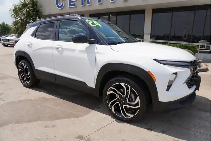 $23888 : Chevrolet Trailblazer 2024 4 image 1