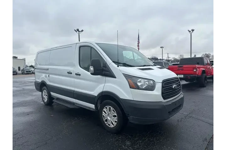 $19900 : Ford Transit 2019 250 3dr SW image 3