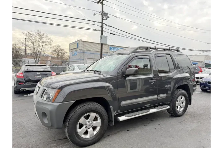$7399 : 2012 Xterra S image 6