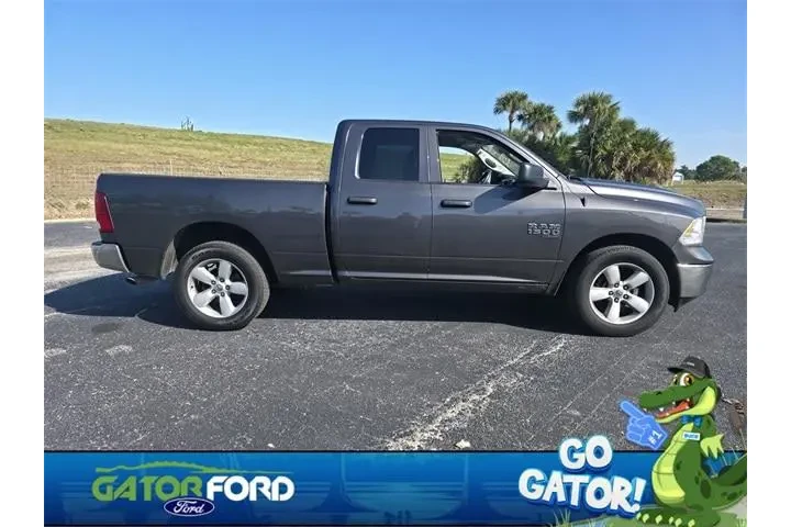 $25621 : Ram 1500 Classic 2024 4x4 SL image 4