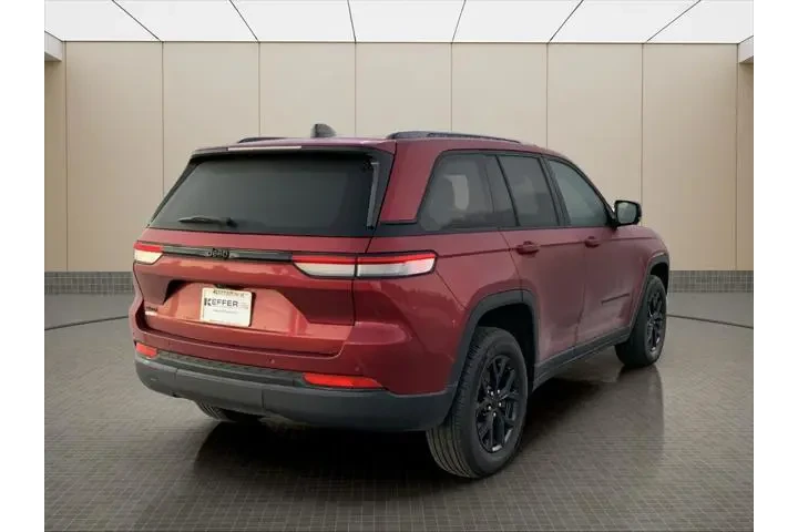 $30500 : Jeep Grand Cherokee 2024 4x4 image 5