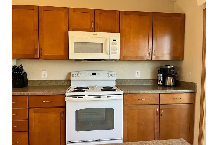 $1600 : Apartment for rent image 4