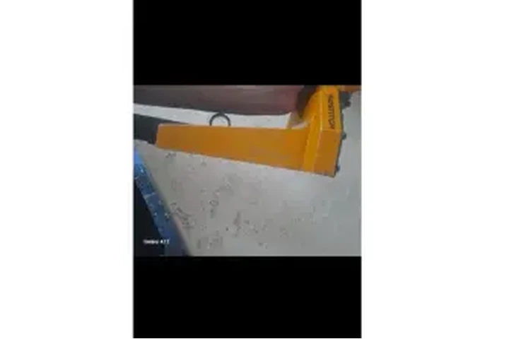 $2500 : Engrapadora BOSTITCH image 3