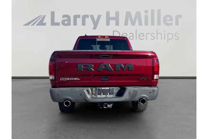 Ram 1500 2017 4x4 Rebel 4dr image 4