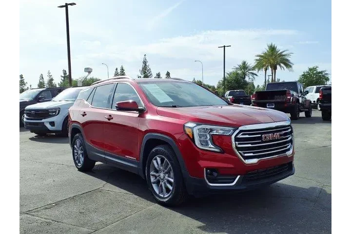 $22161 : GMC Terrain 2023 AWD SLT 4dr image 8