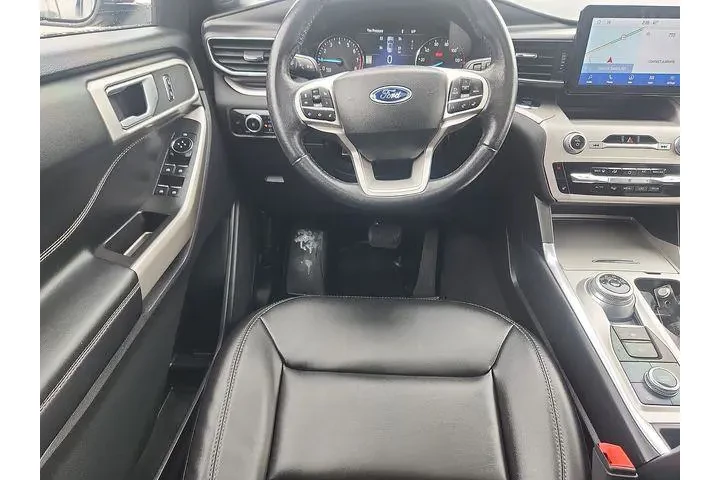 $31999 : Ford Explorer 2023 AWD XLT 4 image 9
