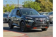 $28900 : Nissan Rogue 2025 AWD Rock C thumbnail