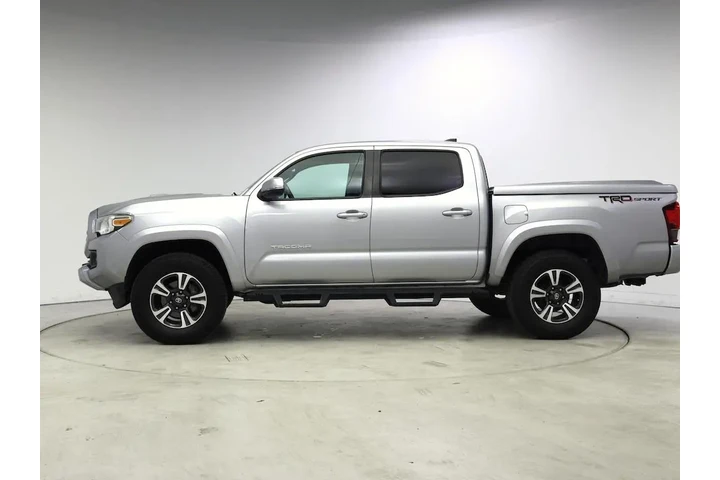 $30998 : Toyota Tacoma 2019 4x2 TRD S image 3