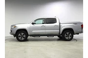 $30998 : Toyota Tacoma 2019 4x2 TRD S thumbnail