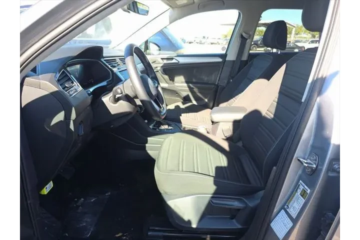 $21491 : Volkswagen Tiguan 2024 S 4dr image 7