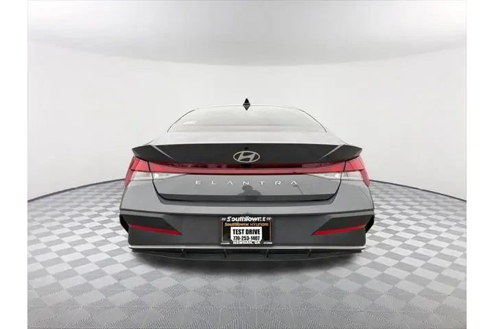 $19391 : Hyundai ELANTRA 2024 SE 4dr image 6