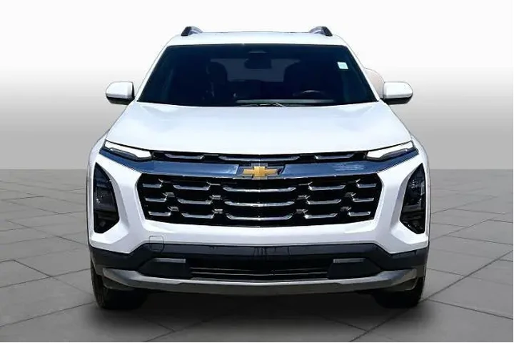 $27356 : Chevrolet Equinox 2025 LT 4d image 3