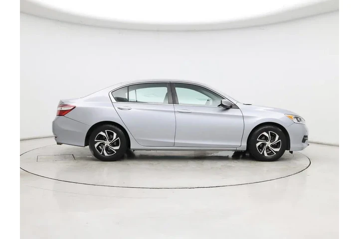 $16998 : Honda Accord 2016 LX 4dr Sed image 7