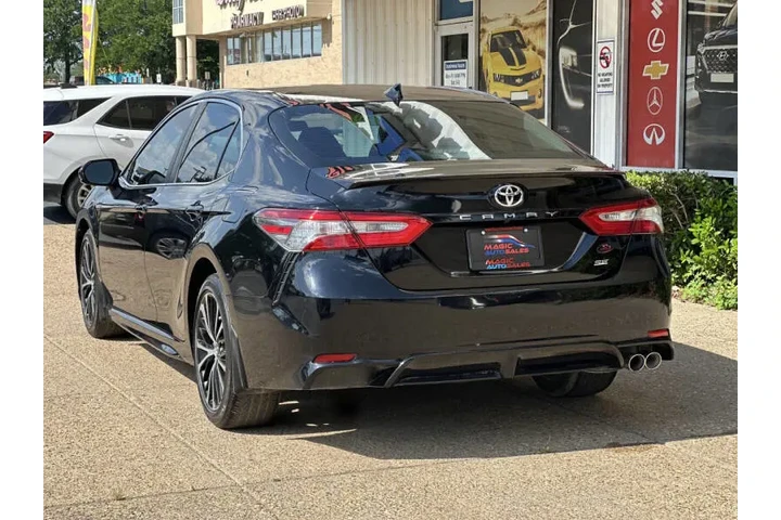 $23999 : 2019 Camry L image 7