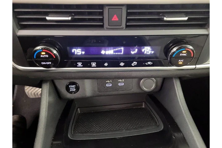 $23998 : Nissan Rogue 2025 AWD SV 4dr image 8