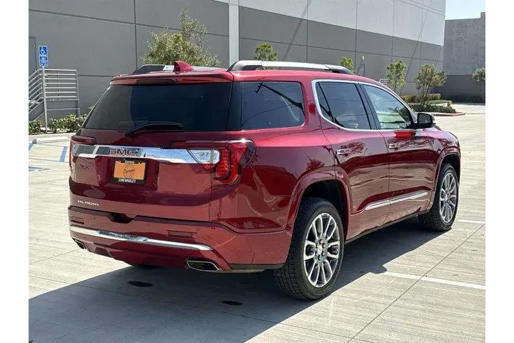 $30900 : GMC Acadia 2023 Denali 4dr S image 3
