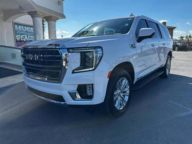 $48995 : Pre-Owned 2021 Yukon XL SLT S image 1