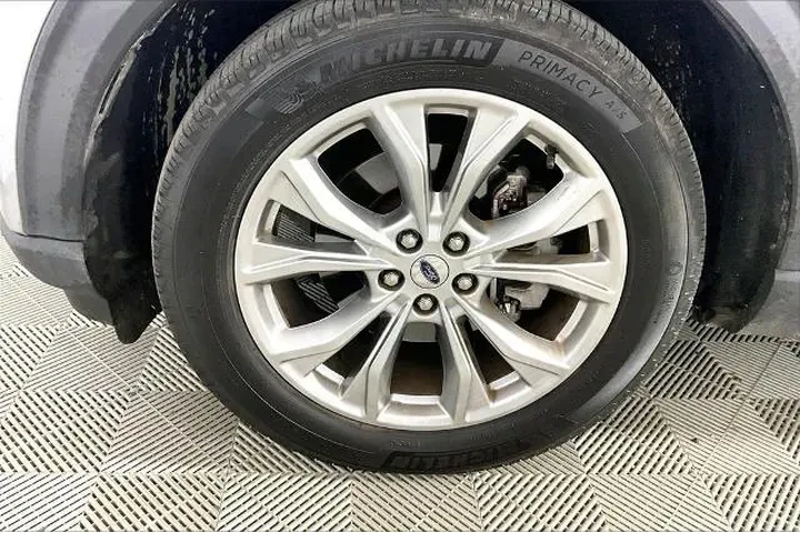 $27969 : Ford Explorer 2024 Limited 4 image 7