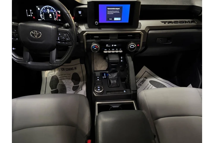 $35995 : Toyota Tacoma 2024 4x2 SR5 4 image 10