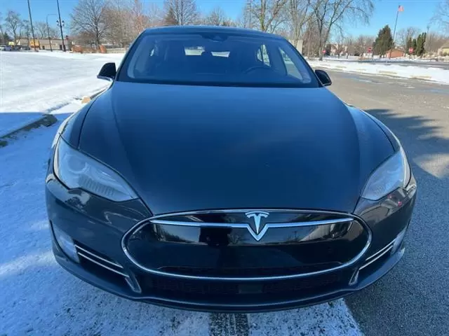 $20995 : 2015 Model S 90D image 3