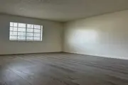 $1400 : 1 Bedroom Apt in koreatown LA thumbnail