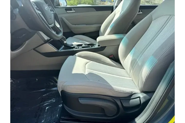 $9120 : Hyundai SONATA Hybrid 2016 S image 9