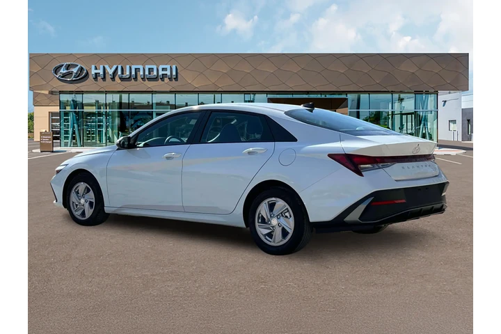 $23917 : Hyundai ELANTRA 2025 SE 4dr image 4