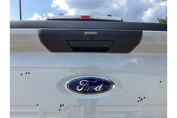 $39943 : Ford F-150 2023 4x4 XLT 4dr image 10