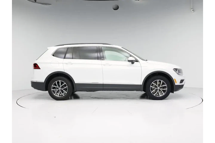 $19998 : Volkswagen Tiguan 2020 SE 4d image 7