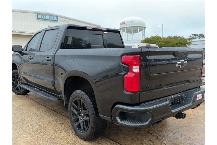 $38861 : Chevrolet Silverado 1500 Lim image 2