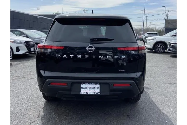 $27487 : Nissan Pathfinder 2024 AWD S image 5